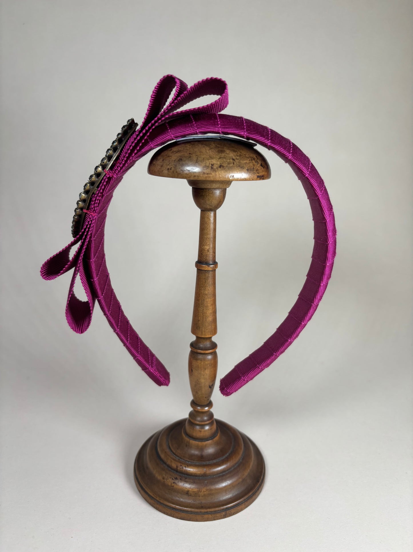 Statement piece Charlotte in fuchsia