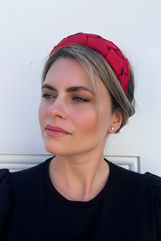 Mary in red