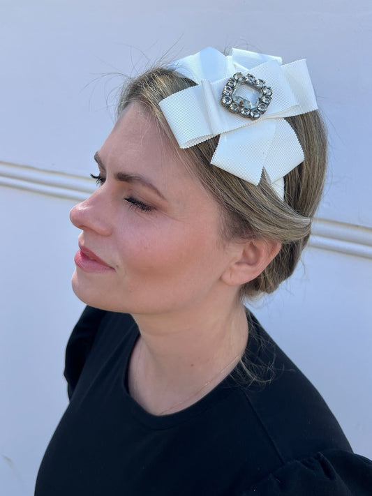 Rose in ivory
