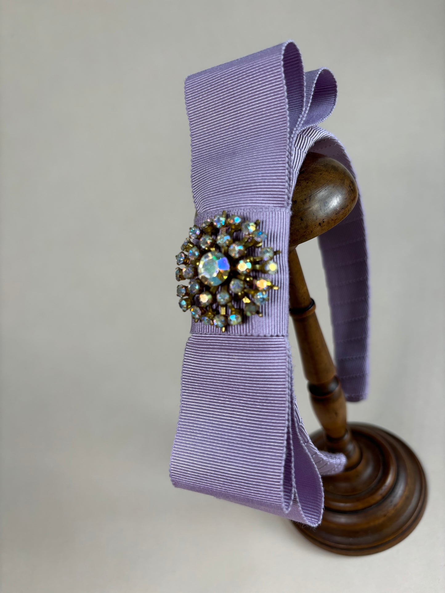 Sparkling piece in lilac